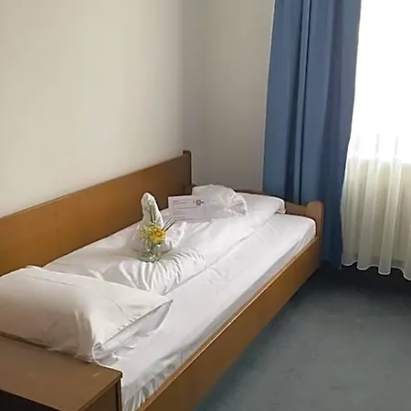 Goldene Rose 3*