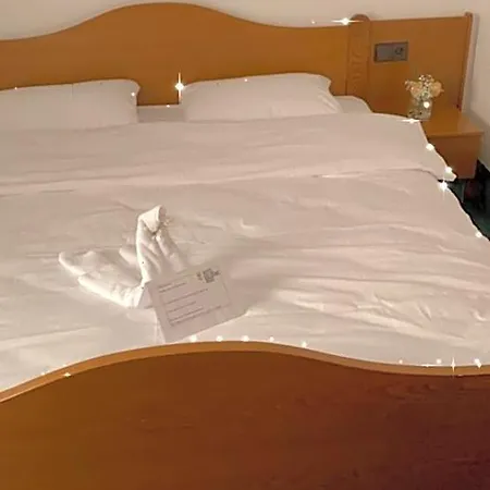 Goldene Rose 3*